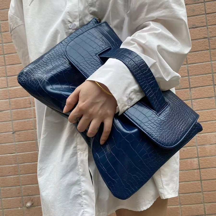 Fashionable handbag