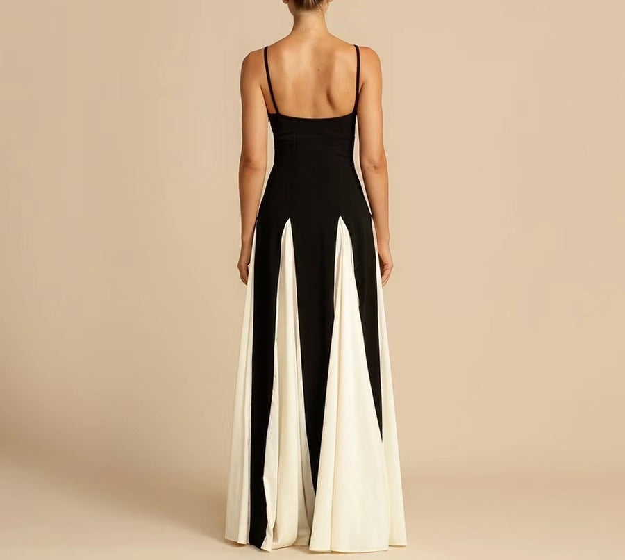 Chic B&W Beach Suspender Maxi Dress