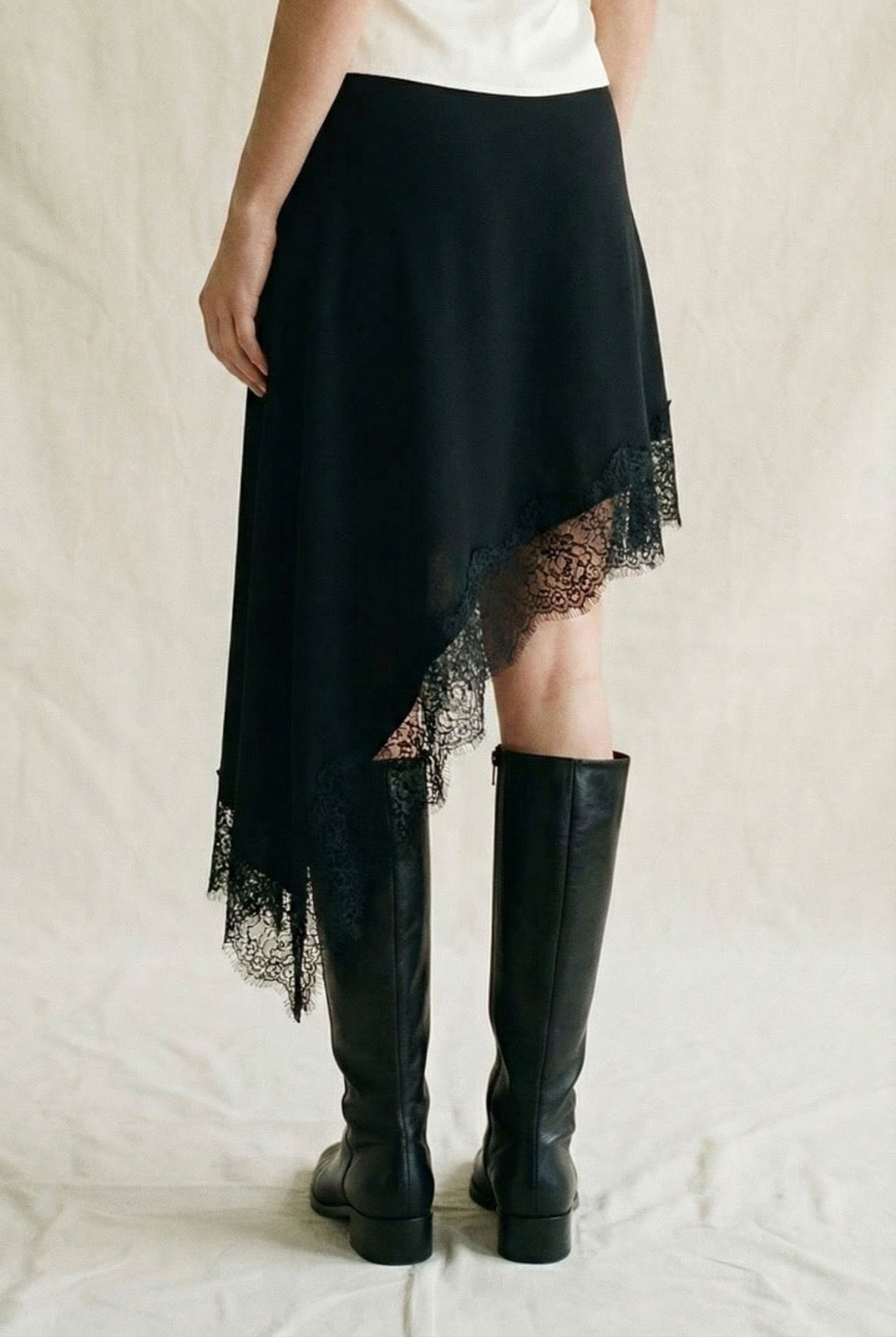 Asymmetric Lace Hem Flowy Skirt