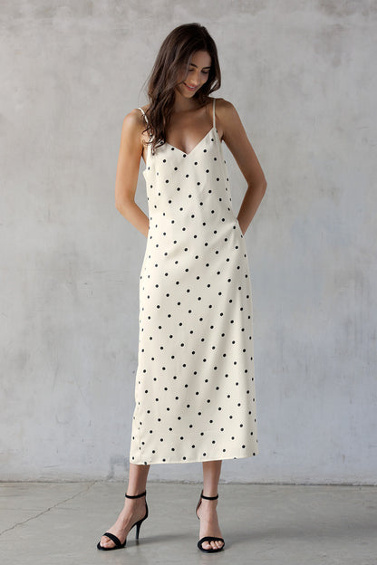 IVORY/BLACK Dress
