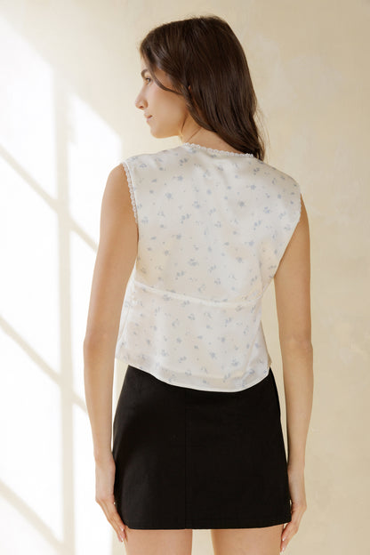 IVORY/BLUE FLORAL Top