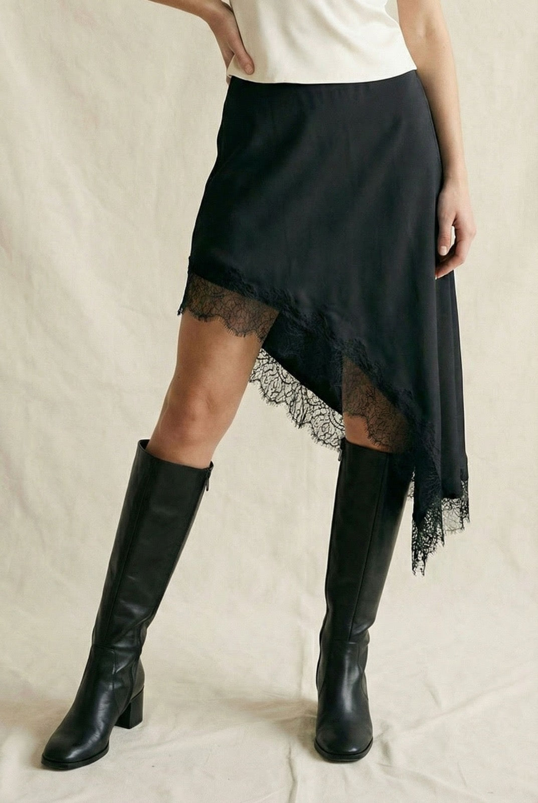 Asymmetric Lace Hem Flowy Skirt