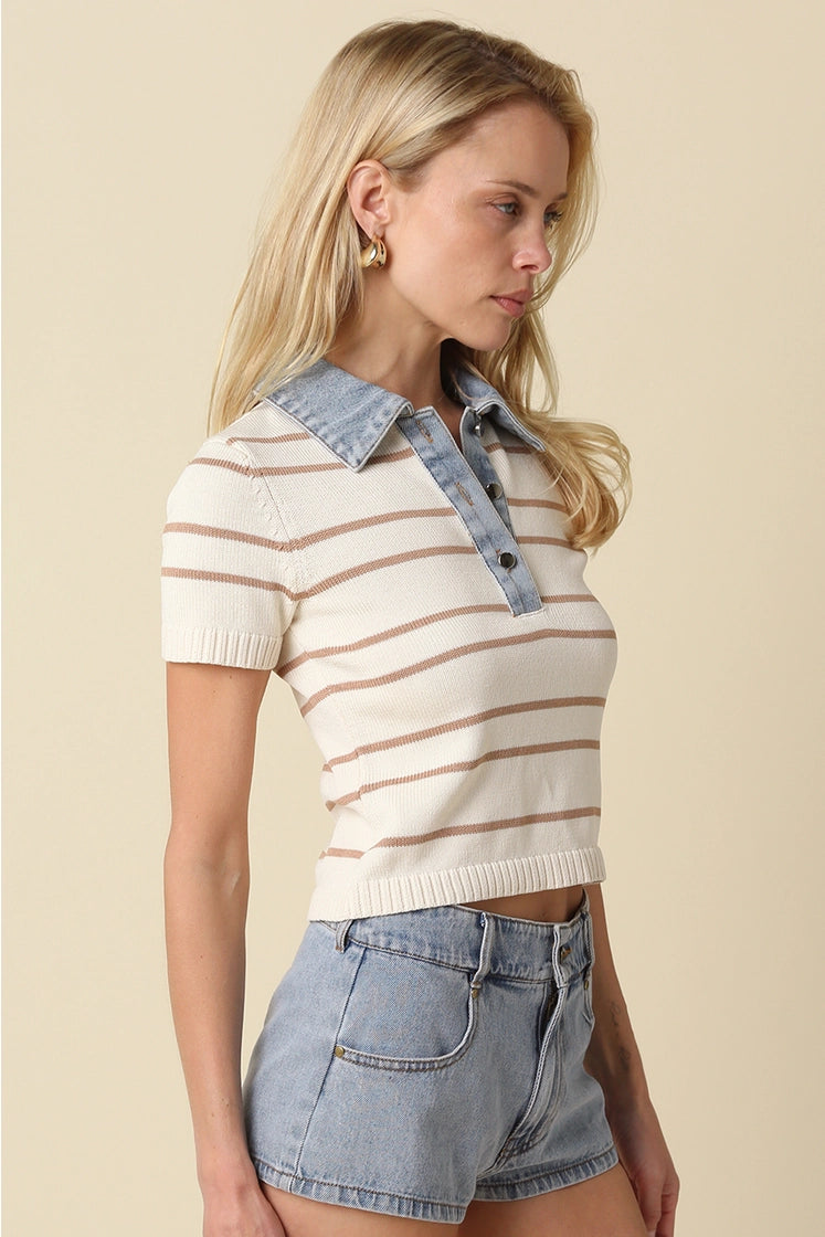 Contrast Collar Crop Top