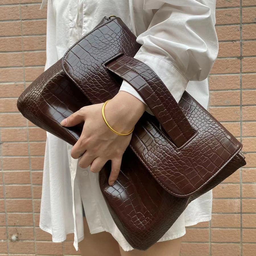 Fashionable handbag