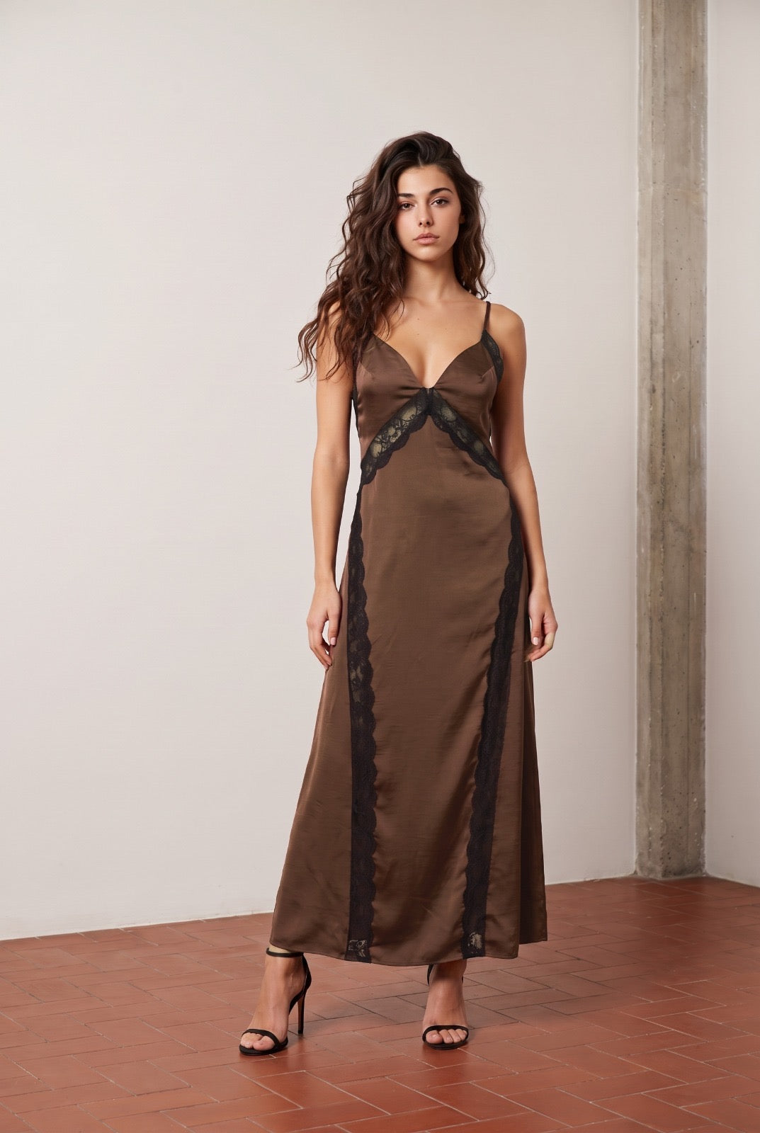 Lace insert open back satin Maxi Dress