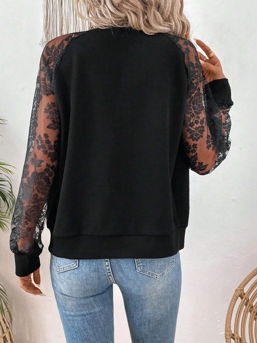Lace Long-Sleeved Jacket